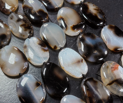 Natural Black Cherry Flower Agate Gemstone Bead Oval Shape Bead, Beautiful Natural Black White Clear Color Flower Agate Beads, 15.5  Strand Hot on Sale