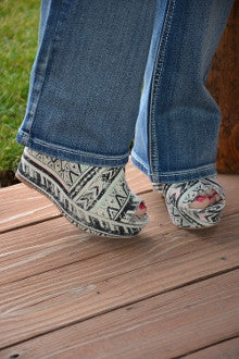 Aztec Pattern Canvas Wedge Online now