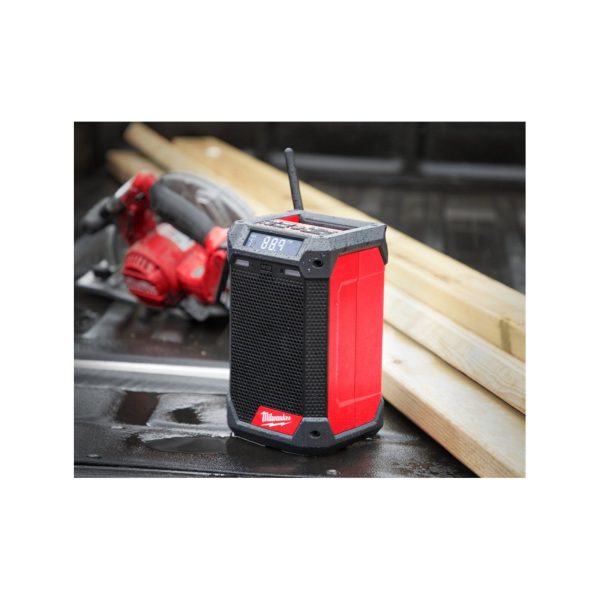 DAB Radio da cantiere a batteria da 12V MILWAUKEE M12 RCDAB+-0 on Sale